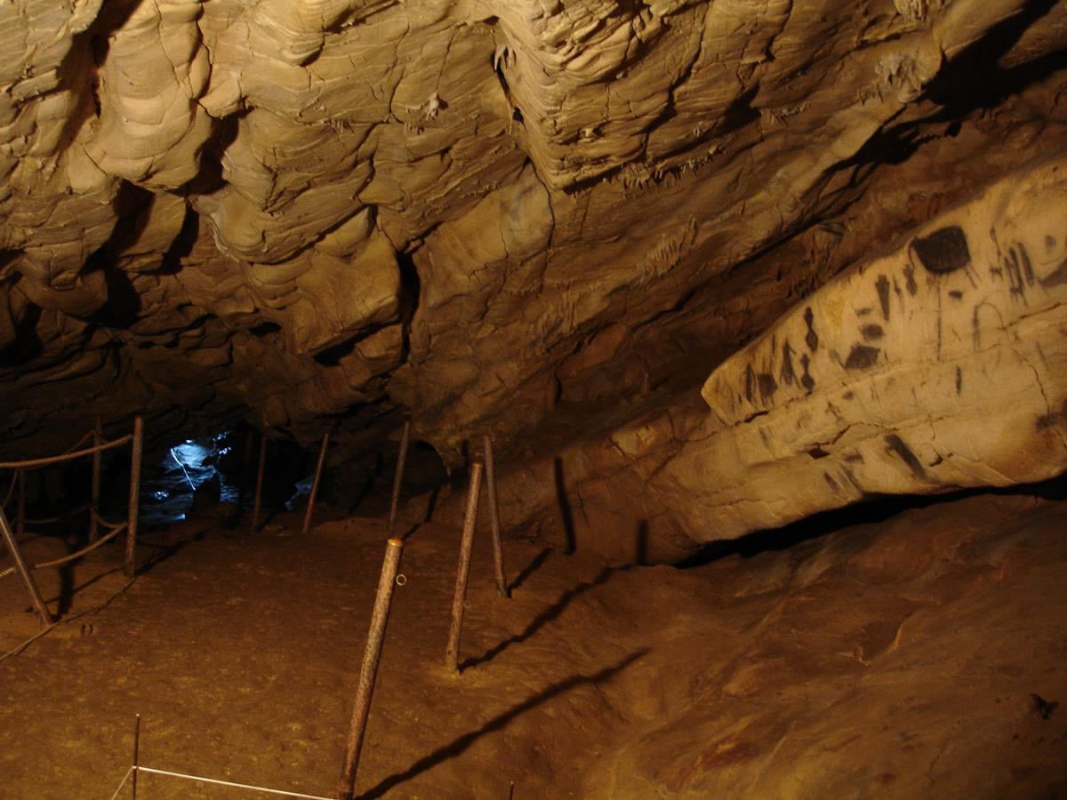 Detail of the grotta