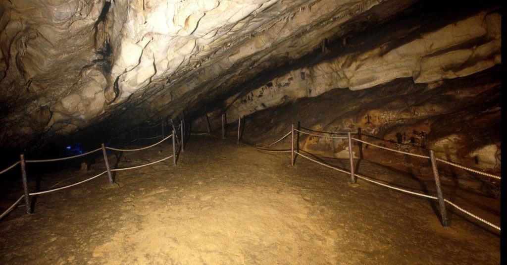 Le camere della grotta
