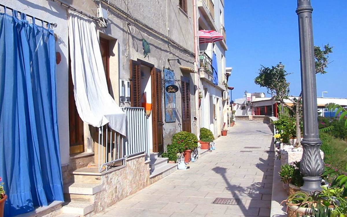 A view of the town of Levanzo